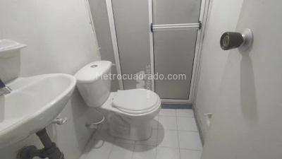 Apartamento en venta en Laureles, Medellín · foto 15 de 16