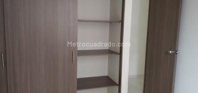 Apartamento de 3 alcobas en venta en Perez, Bello, 60 m² · foto 14 de 19