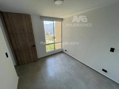 Apartamento de 2 alcobas en venta en Niquia, Bello, 57 m² · foto 8 de 16