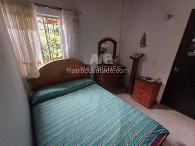 Casa de 3 alcobas en venta en Robledo, Medellín, 76 m² · foto 4 de 15