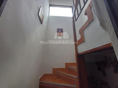 Casa de 3 alcobas en venta en Robledo, Medellín, 76 m² · foto 5 de 15