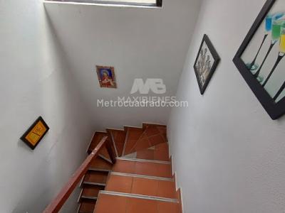 Casa de 3 alcobas en venta en Robledo, Medellín, 76 m² · foto 6 de 15