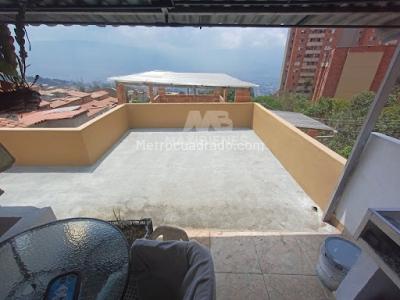 Casa de 3 alcobas en venta en Robledo, Medellín, 76 m² · foto 12 de 15