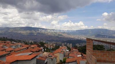 Casa de 3 alcobas en venta en Robledo, Medellín, 76 m² · foto 14 de 15