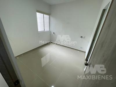 Apartamento de 3 alcobas en venta en Santa Ana, Bello, 80 m² · foto 2 de 15