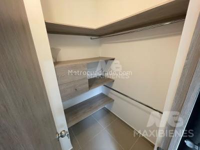 Apartamento de 3 alcobas en venta en Santa Ana, Bello, 80 m² · foto 4 de 15
