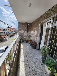 Apartamento de 4 alcobas en venta en Machado, Bello, 107 m² · foto 2 de 9