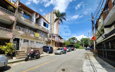Apartamento de 4 alcobas en venta en Machado, Bello, 107 m² · foto 8 de 9