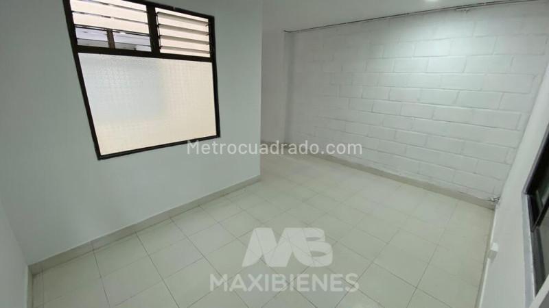 2BR Apartment near Metro in Velodromo, Laureles - 6