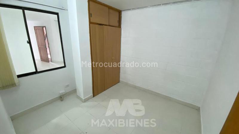 2BR Apartment near Metro in Velodromo, Laureles - 8