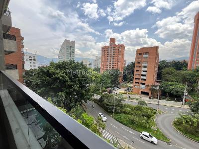 Apartamento de 2 alcobas en arriendo en Patio Bonito, Medellín, 104 m² · foto 6 de 15