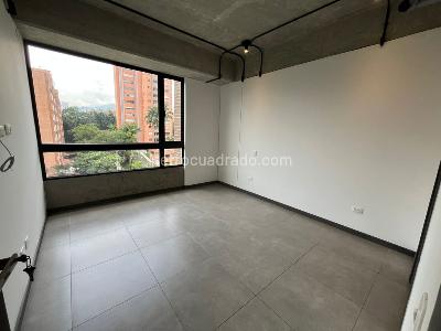 Apartamento de 2 alcobas en arriendo en Patio Bonito, Medellín, 104 m² · foto 10 de 15