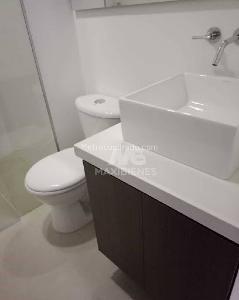 Apartamento de 3 alcobas en venta en Loma De Las Brujas, Envigado, 121 m² · foto 8 de 11