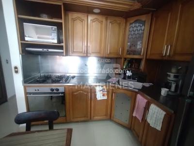 Apartamento de 5 alcobas en venta en Lorena, Medellín, 170 m² · foto 2 de 18