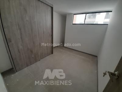 Apartamento de 3 alcobas en venta en Cabañas, Bello, 50 m² · foto 4 de 9