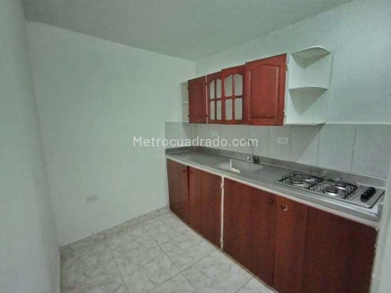 Apartamento en Arriendo en Castilla de 2 Alcobas con Red de Gas - 6
