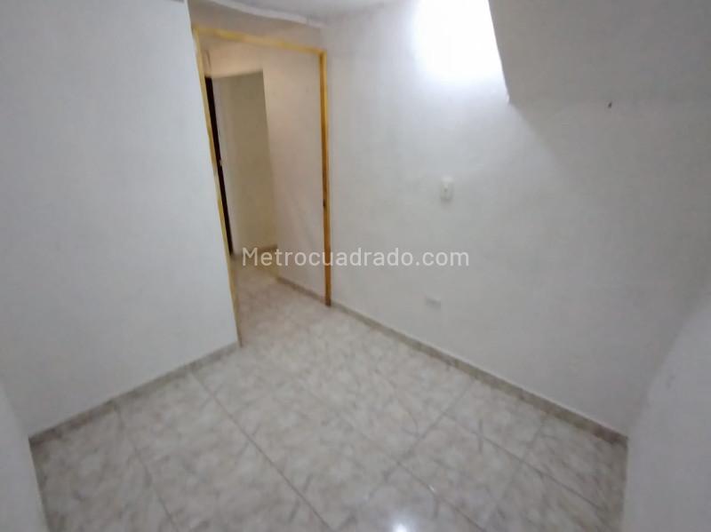 Apartamento en Arriendo en Castilla de 2 Alcobas con Red de Gas - 7