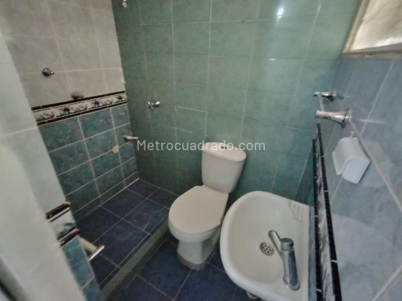 Apartamento en Arriendo en Castilla de 2 Alcobas con Red de Gas - 8