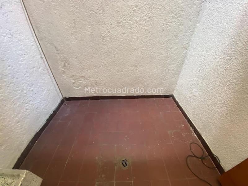 1BR Studio Apartment for Rent in Villa Hermosa (Gas & Ceramic Floors) - 5