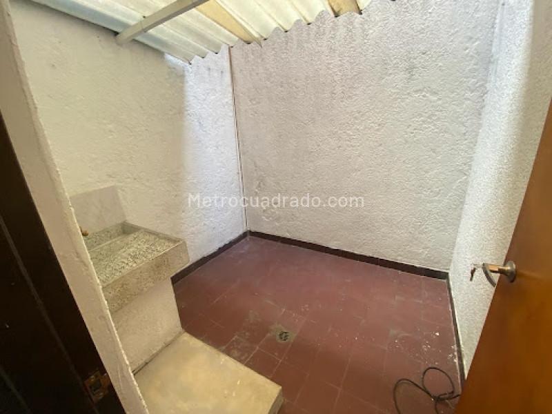 1BR Studio Apartment for Rent in Villa Hermosa (Gas & Ceramic Floors) - 6