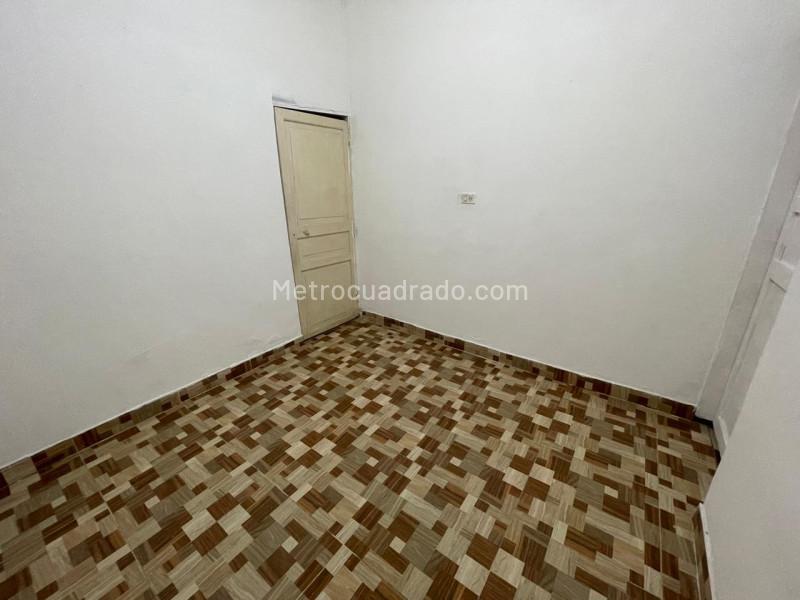 Apartamento en Arriendo de 3 Alcobas en Manrique Central 1 (Piso 1) - 3