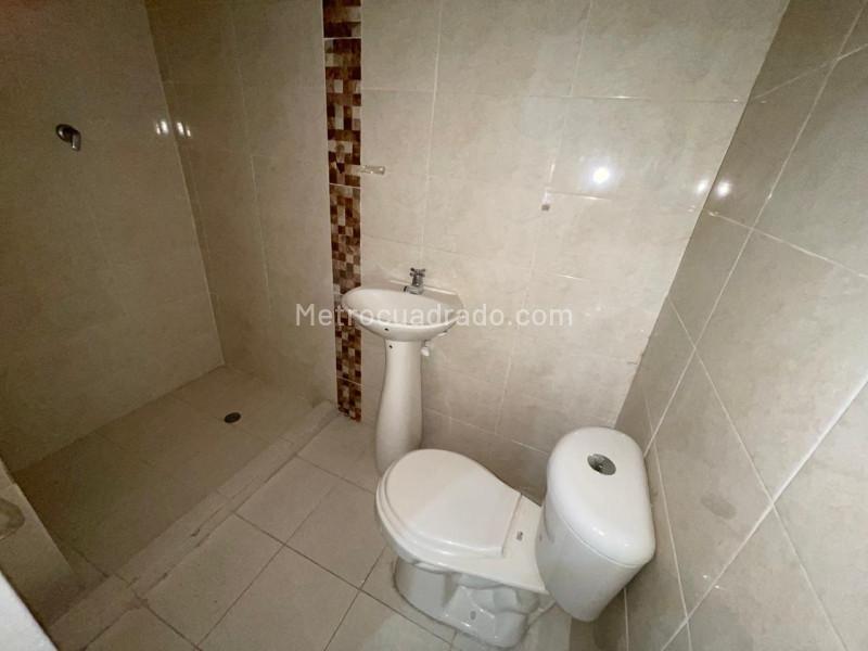 Apartamento en Arriendo de 3 Alcobas en Manrique Central 1 (Piso 1) - 5