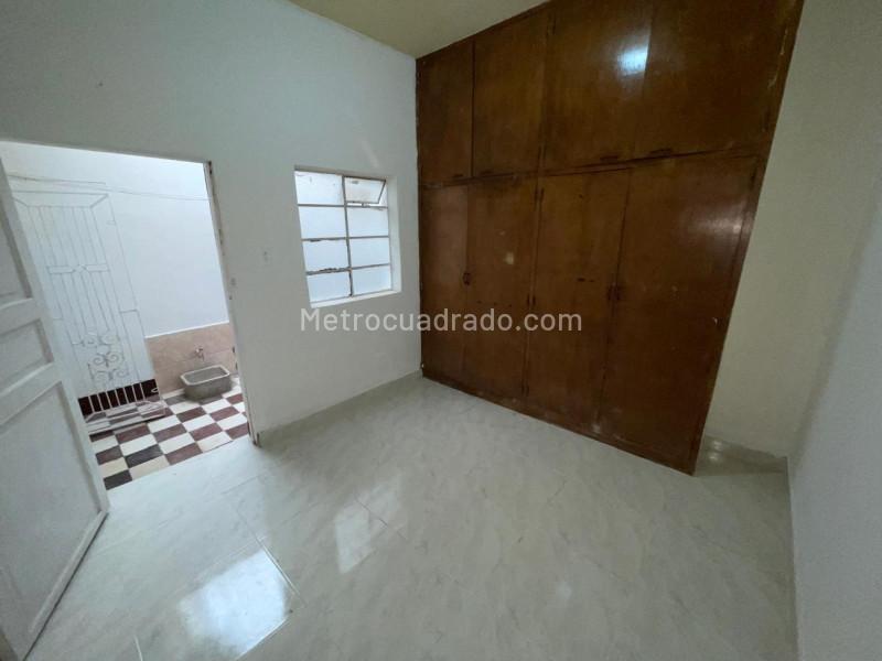 Apartamento en Arriendo de 3 Alcobas en Manrique Central 1 (Piso 1) - 7