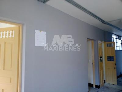 Apartamento de 5 alcobas en venta en El Chagualo, Medellín, 200 m² · foto 2 de 4