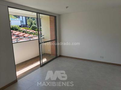 Apartamento de 3 alcobas en venta en Amazonia, Bello, 62 m² · foto 4 de 20