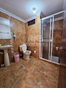 Apartamento de 4 alcobas en venta en Laureles, Medellín, 147 m² · foto 9 de 12