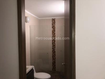 Apartamento de 2 alcobas en venta en Suramericana, Medellín, 83 m² · foto 5 de 11