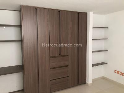 Apartamento de 2 alcobas en venta en Suramericana, Medellín, 83 m² · foto 6 de 11