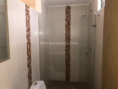 Apartamento de 2 alcobas en venta en Suramericana, Medellín, 83 m² · foto 7 de 11