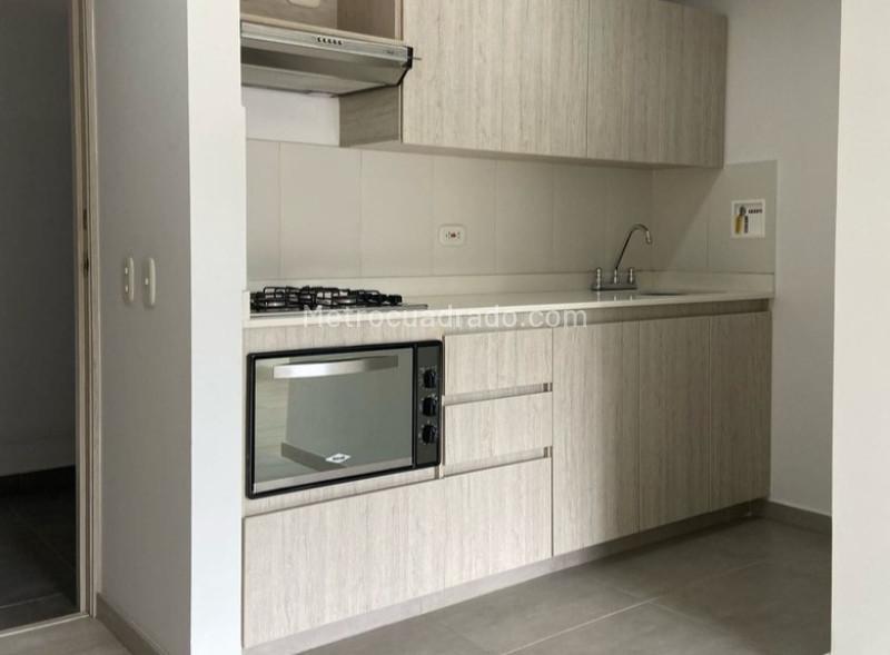 1BR Apartment in Retiro Campestre (74 m²) - 2