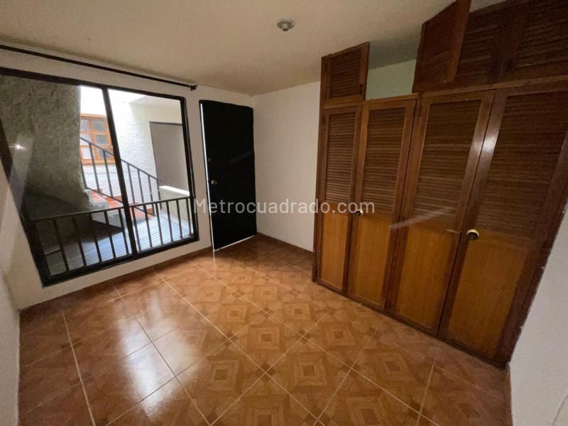 Apartamento en Arriendo de 3 Alcobas en Buenos Aires (55 m²) - 6