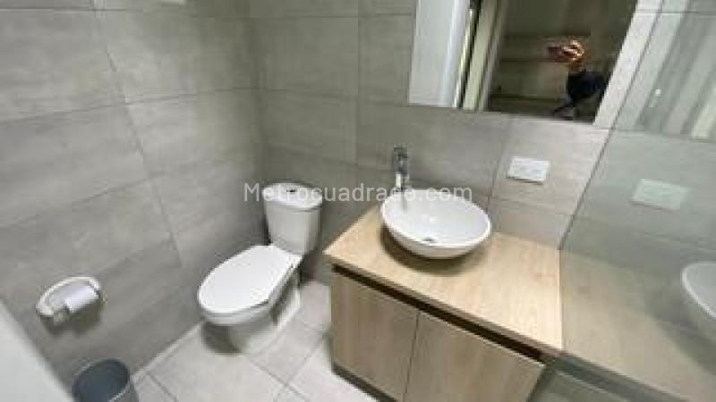 Apartamento de 2 Alcobas en Conquistadores - 5