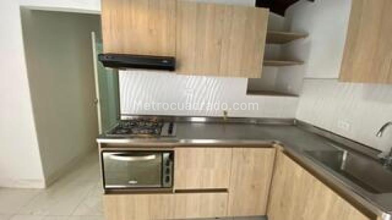 Apartamento de 2 Alcobas en Conquistadores - 9