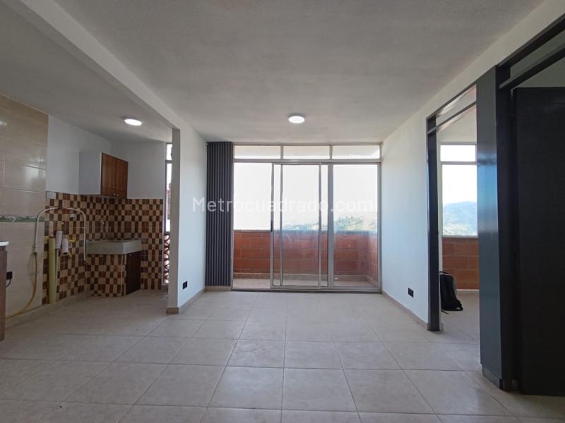 Apartamento de 2 Alcobas en La Aurora (Gas y Agua Caliente) - 3