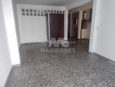 Casa de 5 alcobas en venta en Manrique Central 1, Medellín, 130 m² · foto 6 de 19