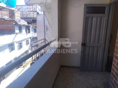 Casa de 5 alcobas en venta en Manrique Central 1, Medellín, 130 m² · foto 19 de 19