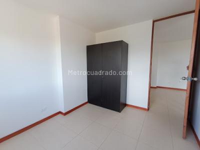 Apartamento en venta en Robledo, Medellín · foto 7 de 18