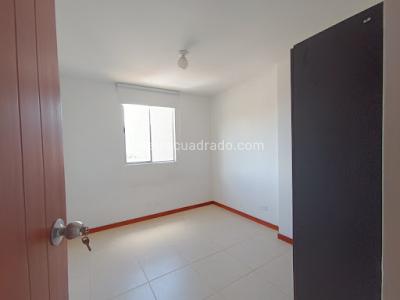 Apartamento en venta en Robledo, Medellín · foto 8 de 18