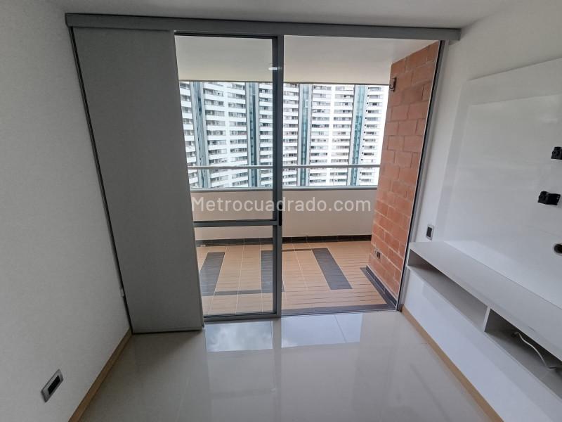 Apartamento Moderno de 3 Alcobas en La Loma del Indio