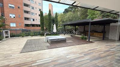 Casa de 4 alcobas en venta en El Tesoro, Medellín, 200 m² · foto 5 de 8