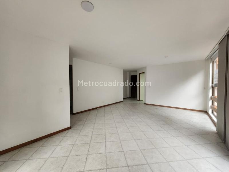 Apartamento Cómodo de 3 Alcobas en Patio Bonito - 2