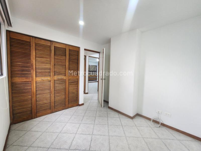 Apartamento Cómodo de 3 Alcobas en Patio Bonito - 5