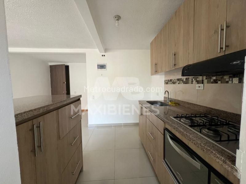 Apartamento Cómodo de 2 Alcobas en Las Brisas - 3