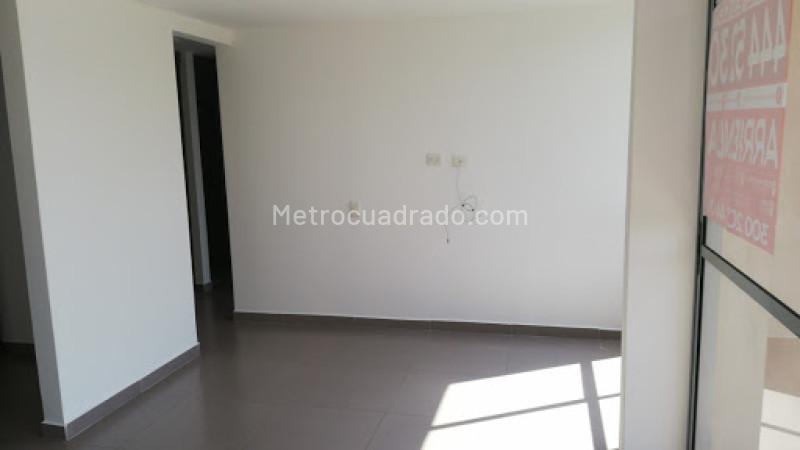 2BR Apartment in La Aldea (62 m²) - 3