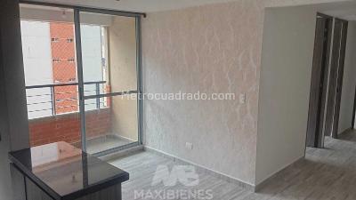 Apartamento de 3 alcobas en venta en Santa Ana, Bello, 68 m² · foto 3 de 10