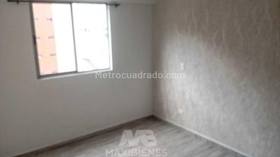 Apartamento de 3 alcobas en venta en Santa Ana, Bello, 68 m² · foto 4 de 10